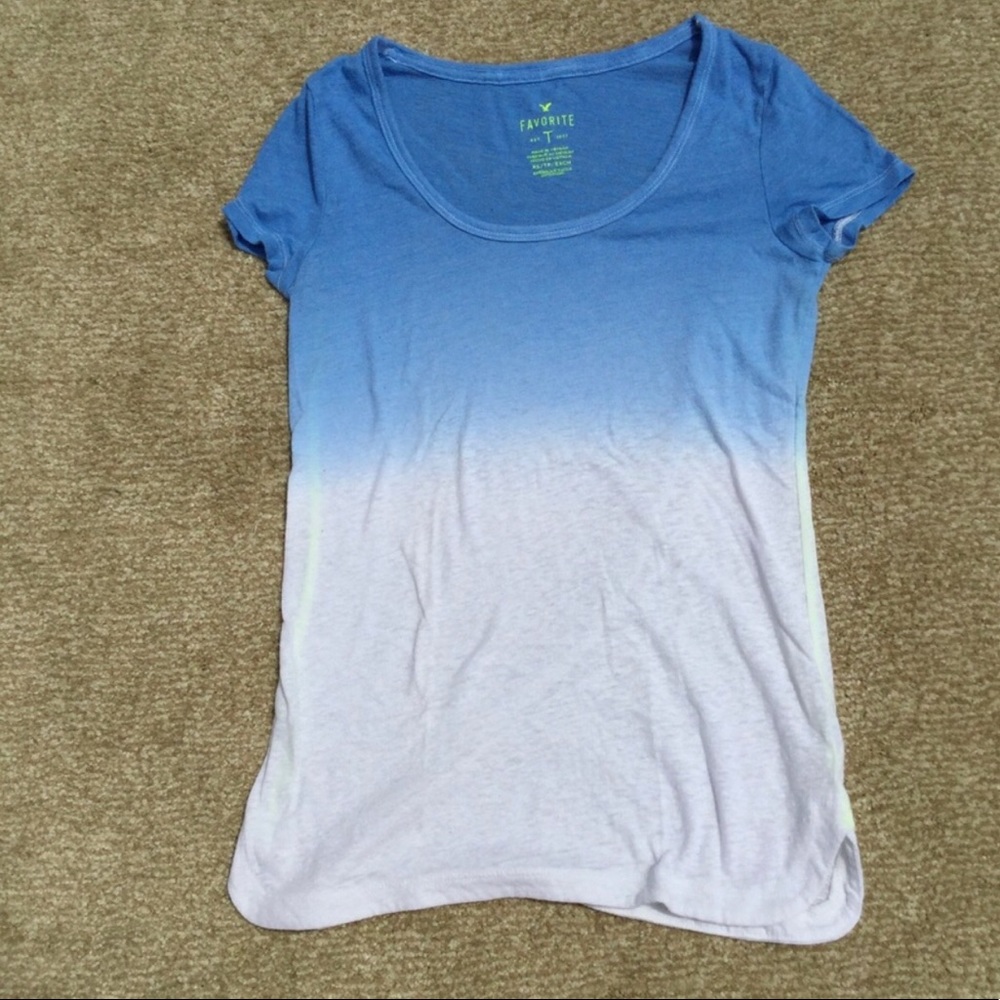 American Eagle Blue and White Ombré T-shirt